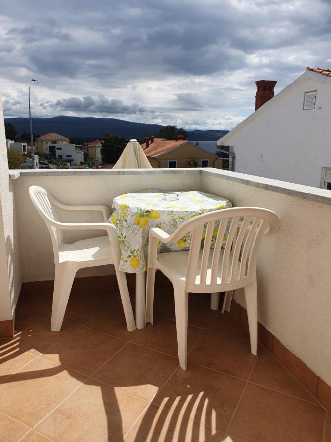 Apartments & Rooms Krk Крк Экстерьер фото