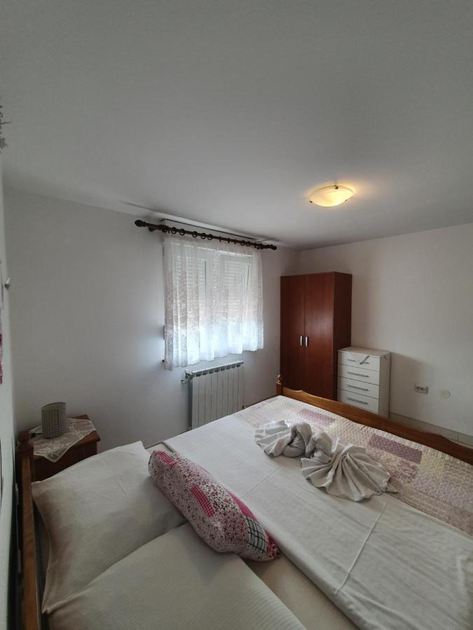 Apartments & Rooms Krk Крк Экстерьер фото