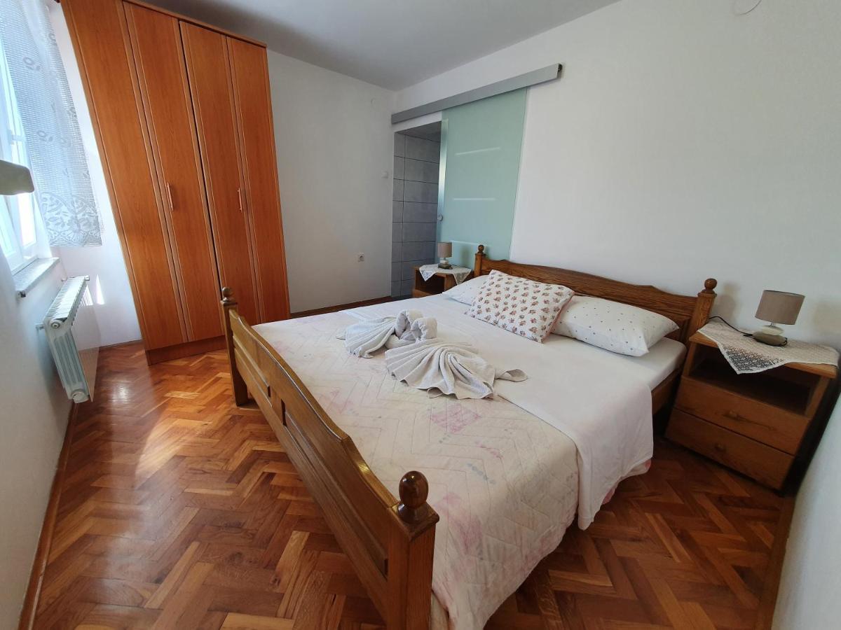 Apartments & Rooms Krk Крк Экстерьер фото