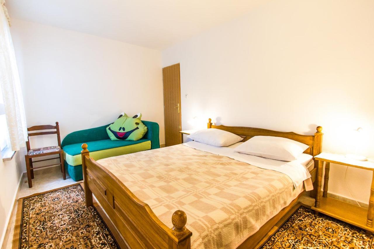 Apartments & Rooms Krk Крк Номер фото